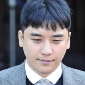 Seungri (BIGBANG) đối mặt với 5 năm tù giam vì tội môi giới mại dâm?