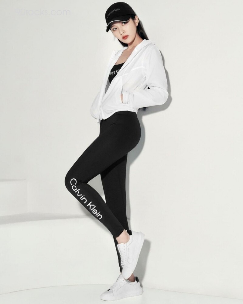 Red Velvet's Joy displays her stunning figure for Calvin Klein photoshoot |  allkpop
